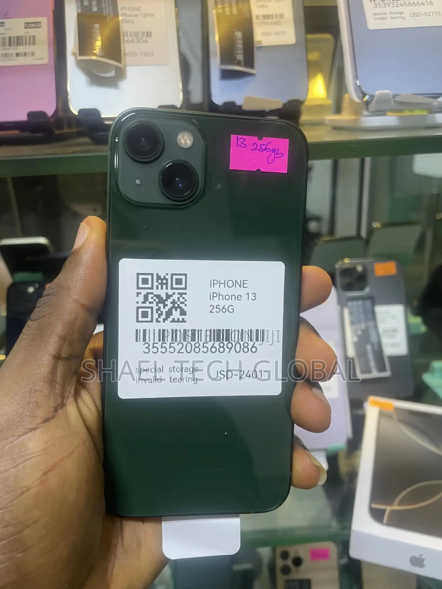 Apple iPhone 13 256 GB Green