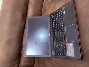 Laptop MSI MSI Sword 15 8GB Intel Core i7 HDD 500GB