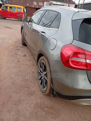 Mercedes-Benz GLA-Class 2016 Gray