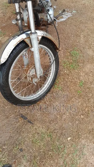 Bajaj Boxer 2018 Red