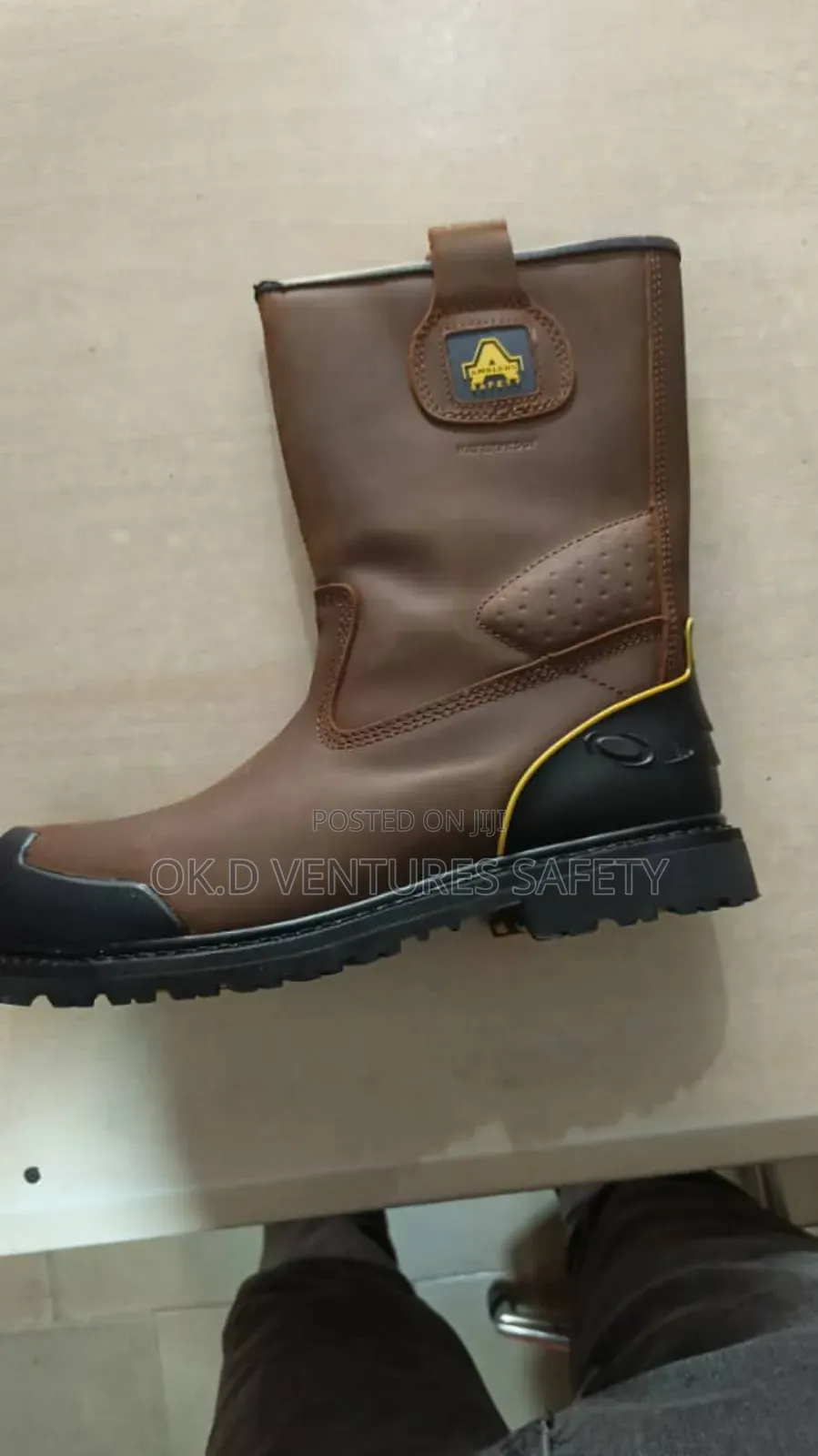 Industrial Work Boot (Strong & Durable)