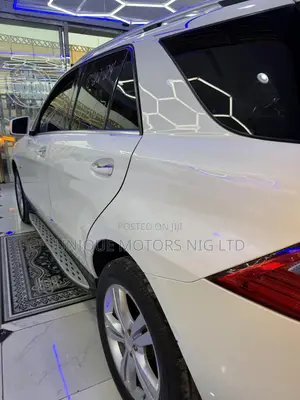 Mercedes-Benz M Class ML 350 4Matic 2012 White