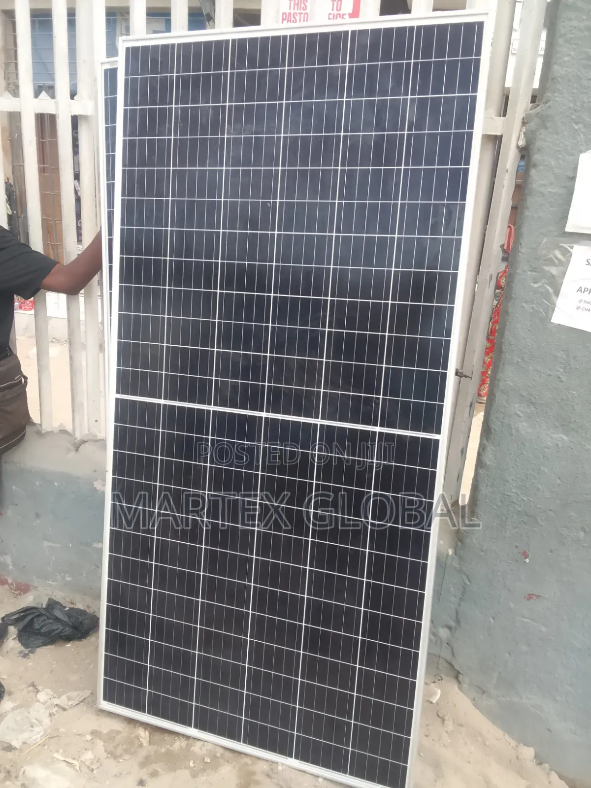 600 Watt Solar Panel Half Cell