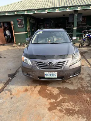 Toyota Camry XLE V6 4dr Sedan (3.5L 6cyl 6AM) 2007 Gray