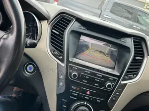 Hyundai Santa Fe SE AWD 2018 Gray