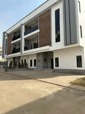 6bdrm Duplex in Area 1 for rent