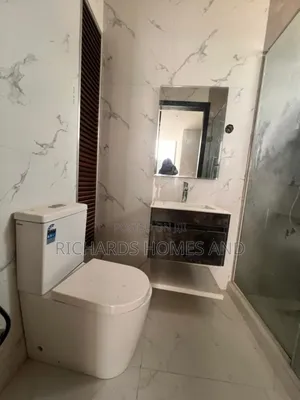 4bdrm Maisonette in Banana Island Road for rent