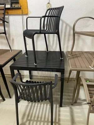 4-Seater Outdoor Dining Set