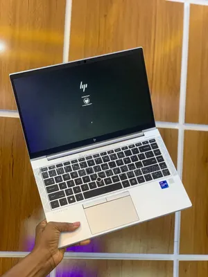 Laptop HP EliteBook 840 G8 16GB Intel Core i7 SSD 256GB