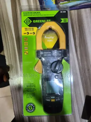 Greenlee Cm-1560 Ac/Dc True-RMS Clamp Meter
