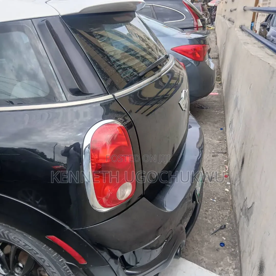 Mini Cooper 2012 Black