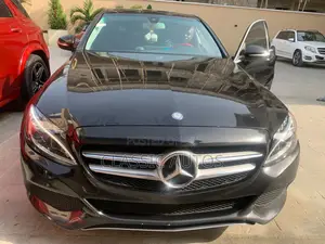 Mercedes-Benz C300 2015 Black