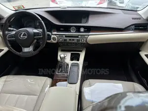 Lexus ES 350 FWD 2016 Brown