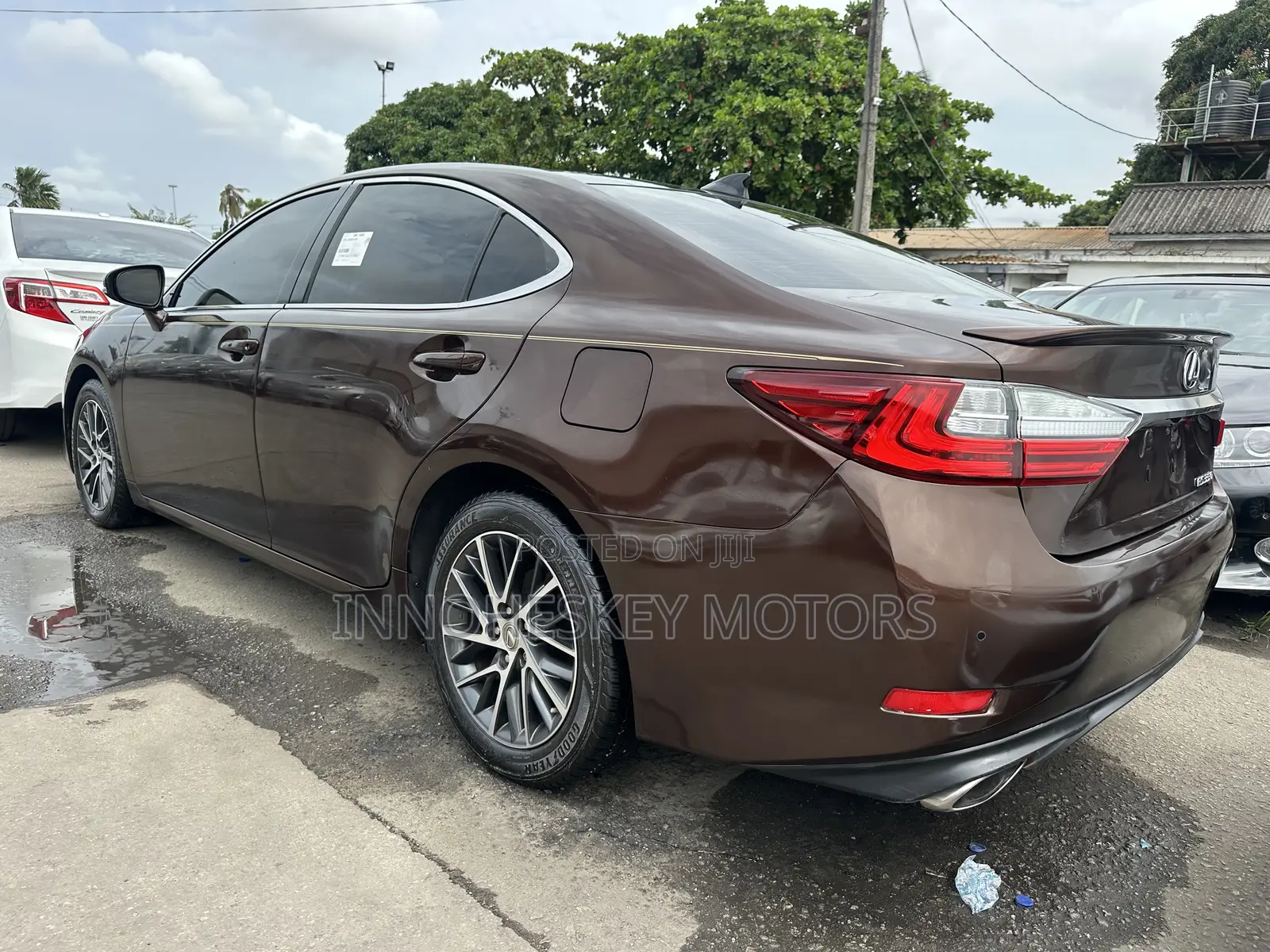 Lexus ES 350 FWD 2016 Brown