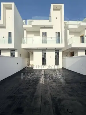 4bdrm Duplex in Ikota for sale