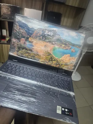 New Laptop Lenovo Legion 5 16GB AMD Ryzen 7 SSD 512GB