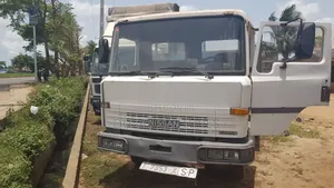 Nisasan Tiper