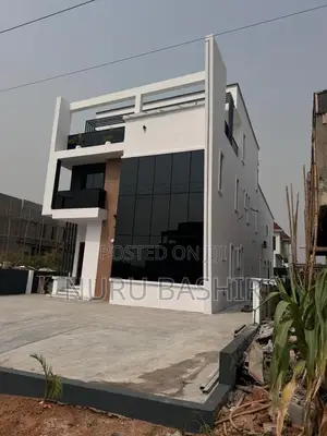5bdrm Duplex in Lere Adigun Gra, Basorun for sale