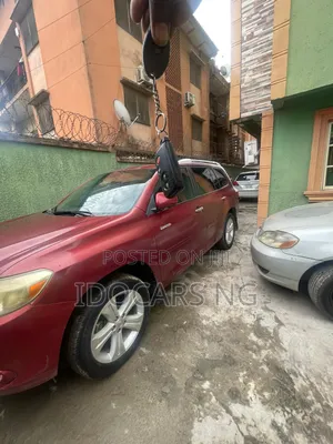 Toyota Highlander Limited 2011 Burgundy