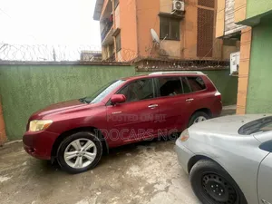 Toyota Highlander Limited 2011 Burgundy