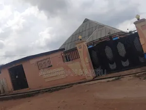 Furnished 3bdrm Bungalow in Asero Estate, Abeokuta South for sale