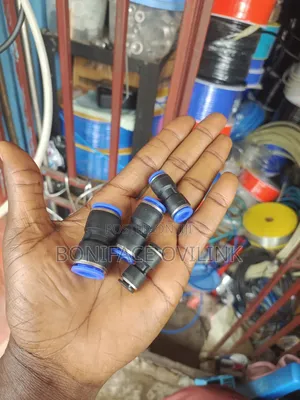 Quick Fittings Pneumatic Connector
( Various Sizes and Types