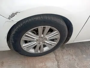 Lexus ES 2013 White