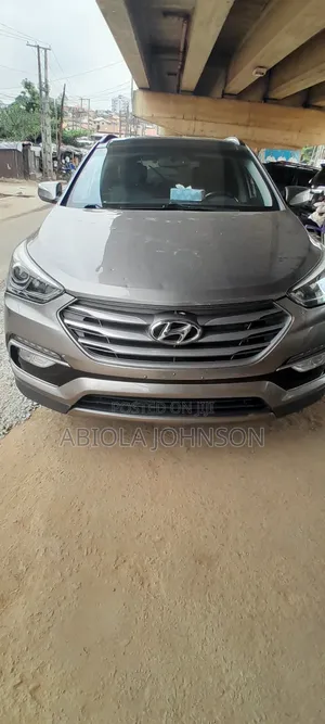 Hyundai Santa Fe SE AWD 2017 Gray