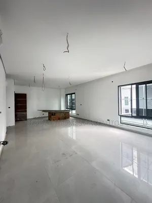 6bdrm Duplex in Bourdillon for sale