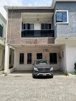 4bdrm Duplex in Orchid Road, Chevron for rent