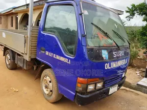 Isuzu Mini Truck