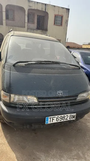 Toyota Previa 2005 Blue