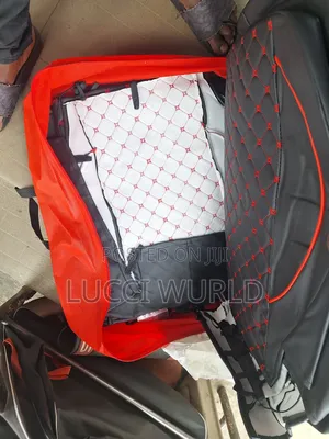 Crown Seat Cover