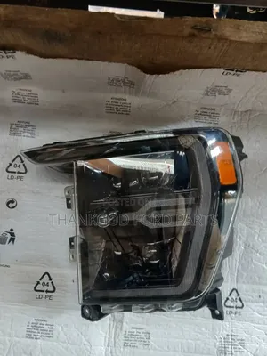 Head Light Ford F150 -2021-2022-2023-2024-2025