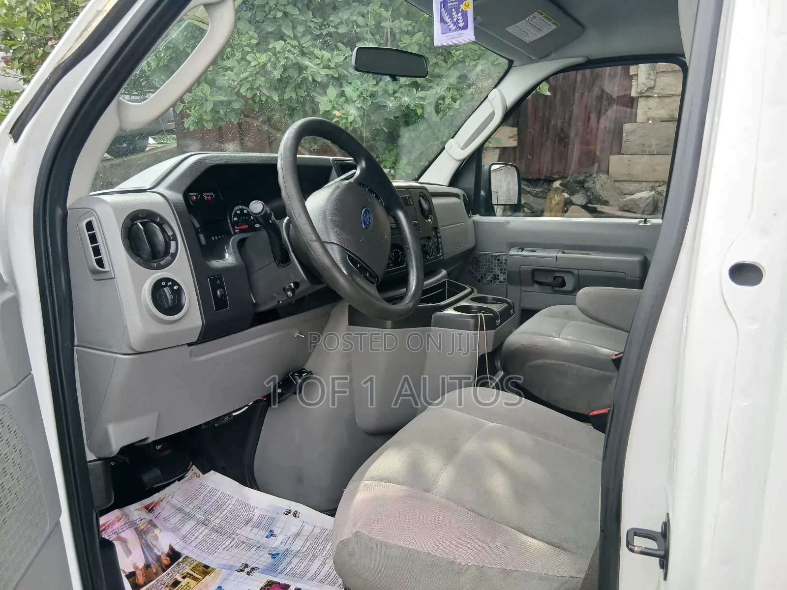 Ford E250 2014 White