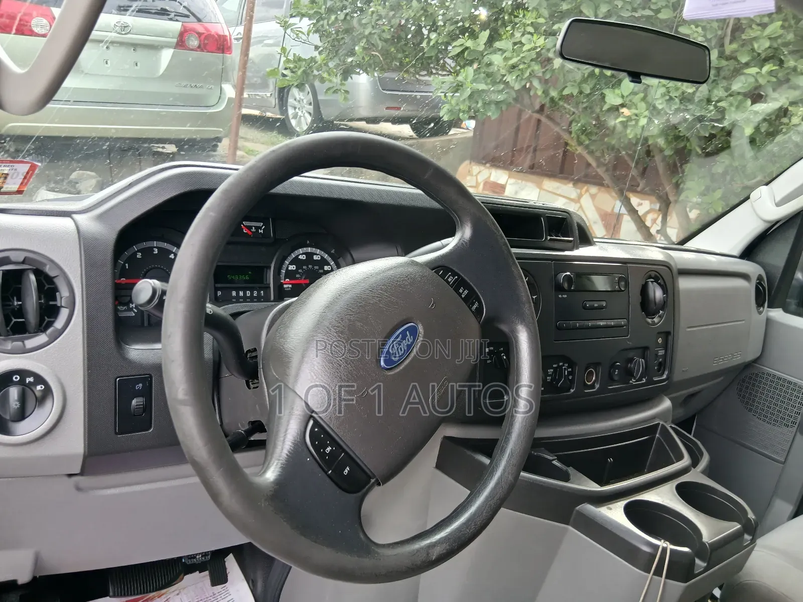 Ford E250 2014 White