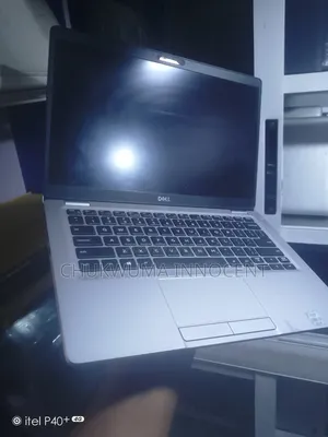 Laptop Dell Latitude 5310 8GB Intel Core i7 SSD 256GB