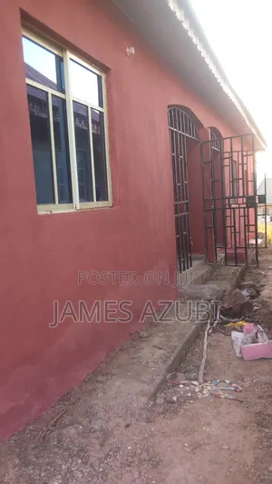 3bdrm Room & Parlour in Orozo for sale