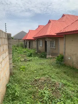 2bdrm Block of Flats in Ajibode for sale