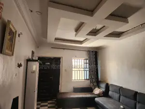 2bdrm Apartment in Elewuro, Akobo for sale