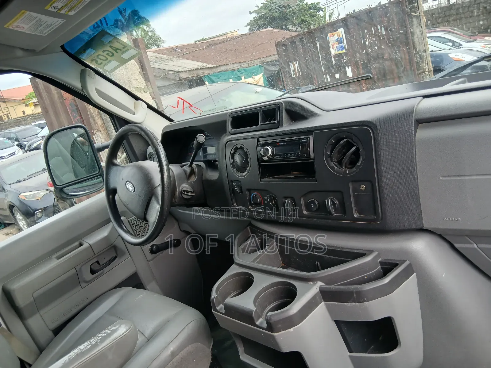 Ford E250 2014 White