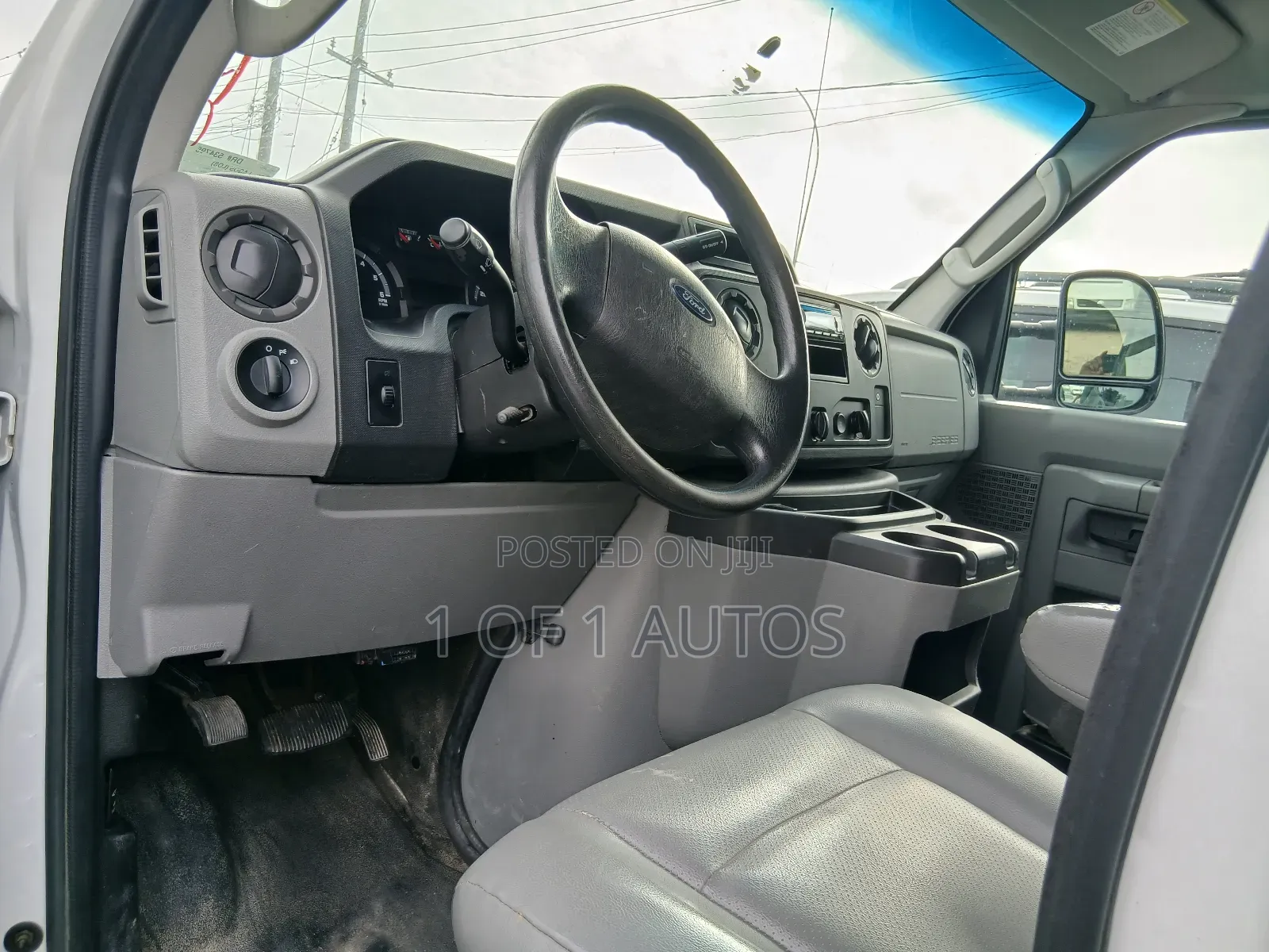 Ford E250 2014 White