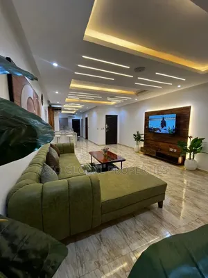 3-Bedroom Luxury Apartment With Pool Gym