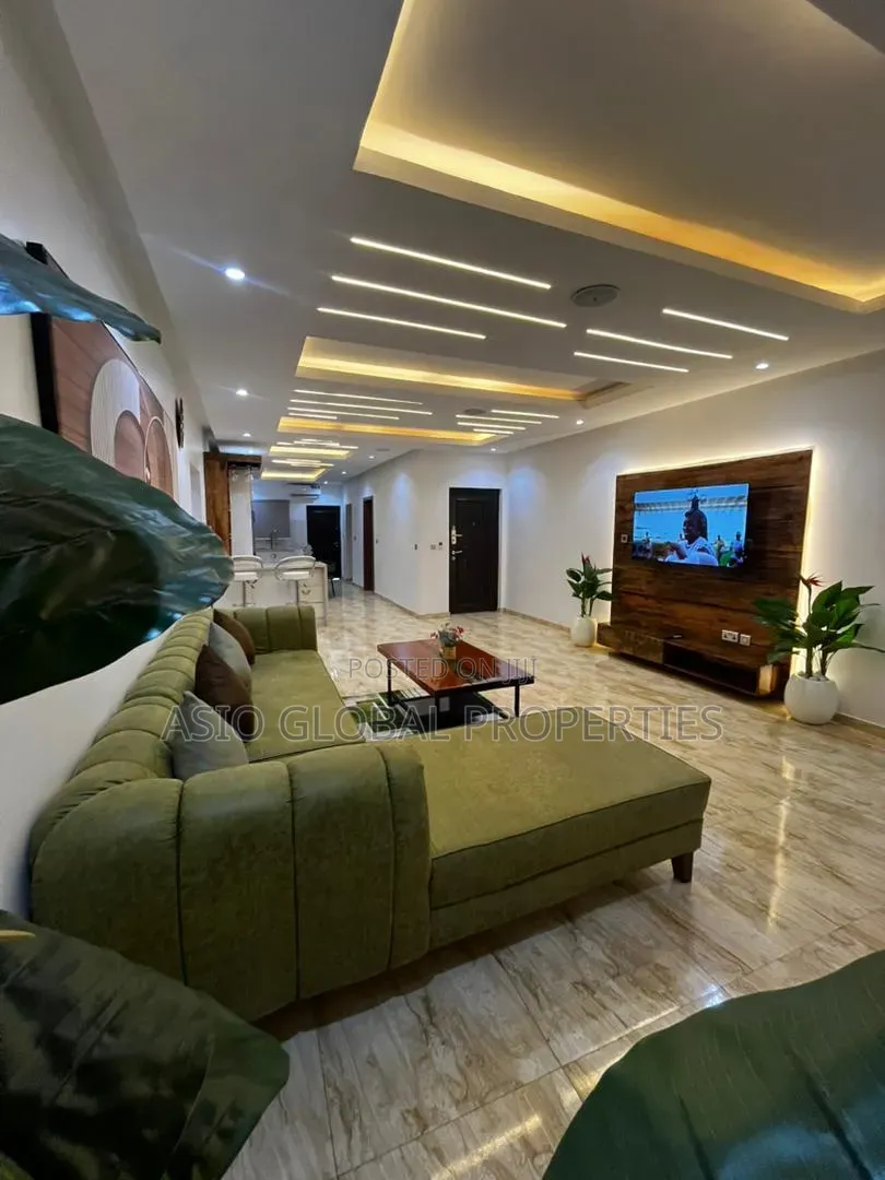 3-Bedroom Luxury Apartment With Pool Gym