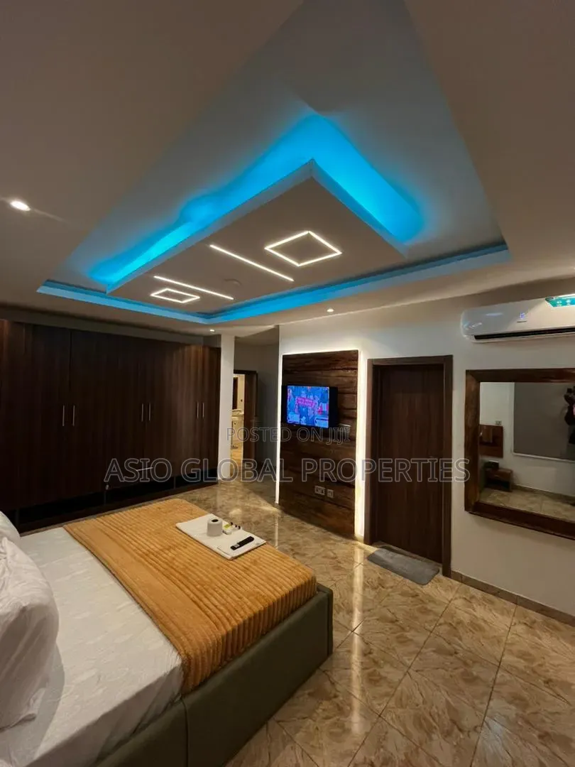 3-Bedroom Luxury Apartment With Pool Gym
