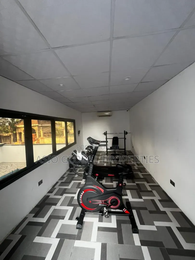 3-Bedroom Luxury Apartment With Pool Gym