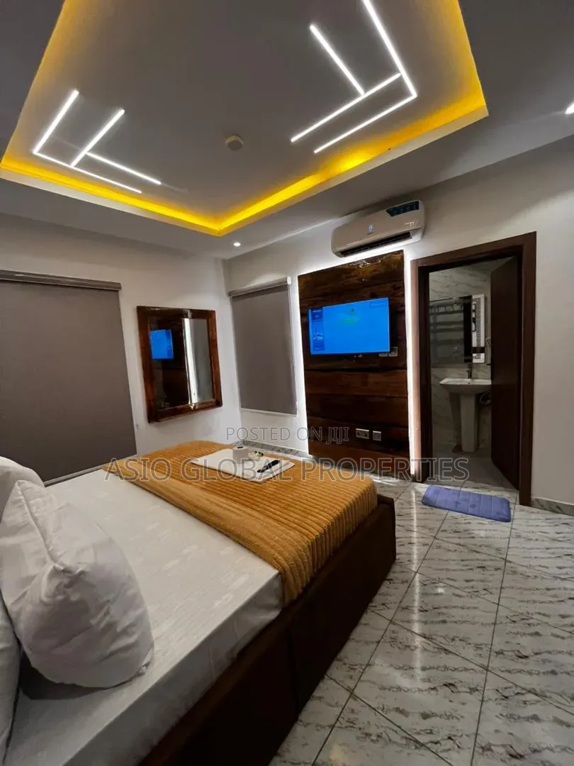 3-Bedroom Luxury Apartment With Pool Gym