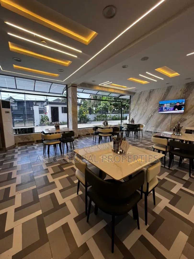3-Bedroom Luxury Apartment With Pool Gym