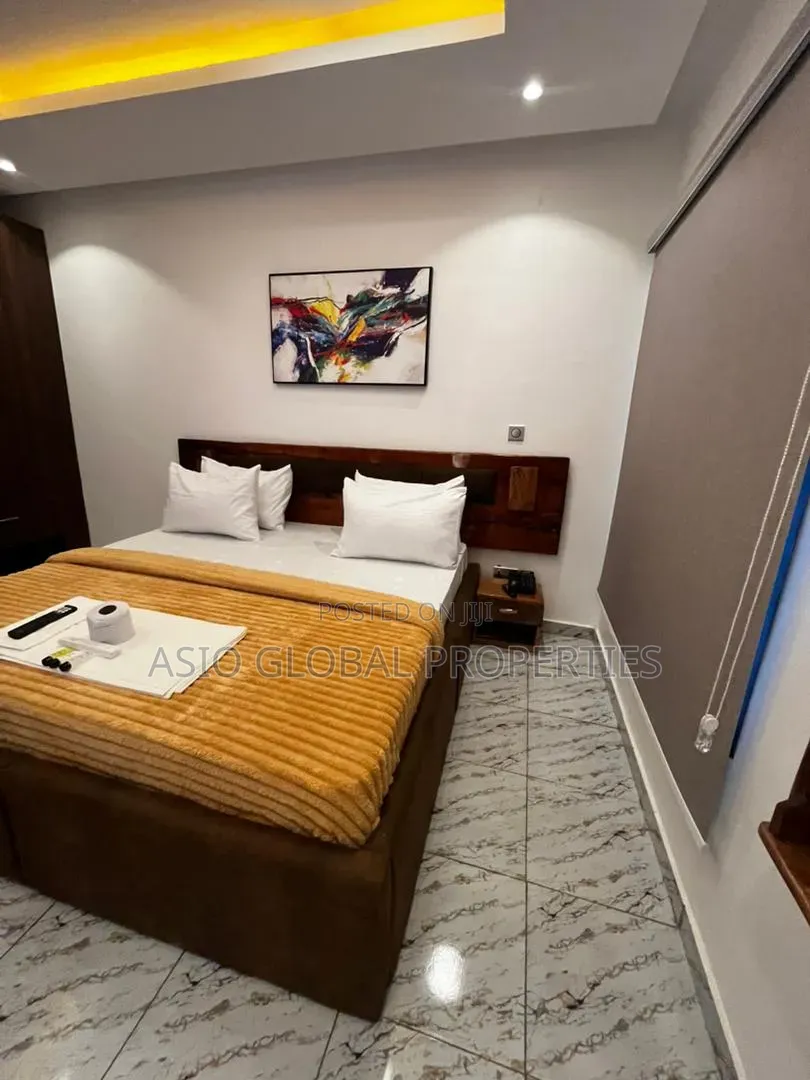 3-Bedroom Luxury Apartment With Pool Gym