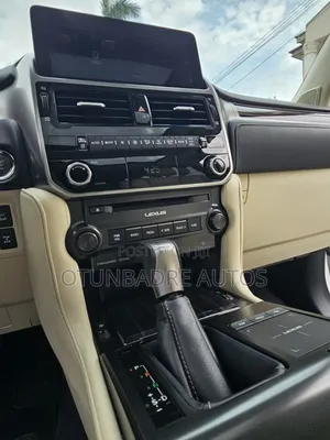 Lexus GX 460 AWD 2023 White